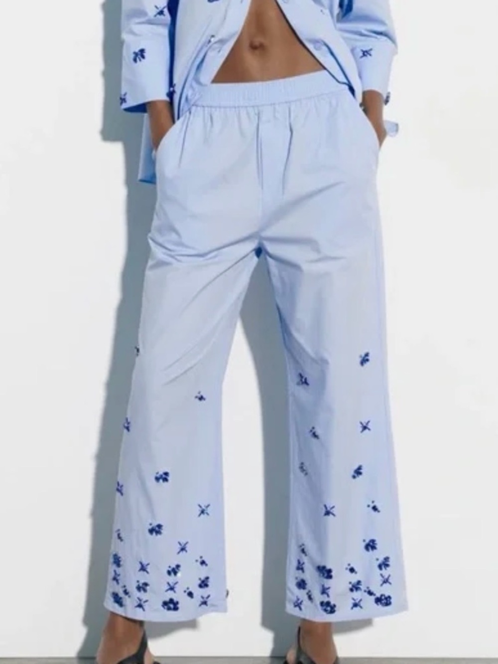ZARA Jeweled Crystal Embellished Pants "Blogger Fave" Large